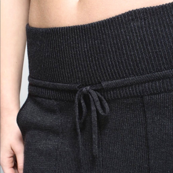 *Rare* LULULEMON Cabin Yogi Cashmere Blend Jogger Sweatpants - Picture 3 of 12